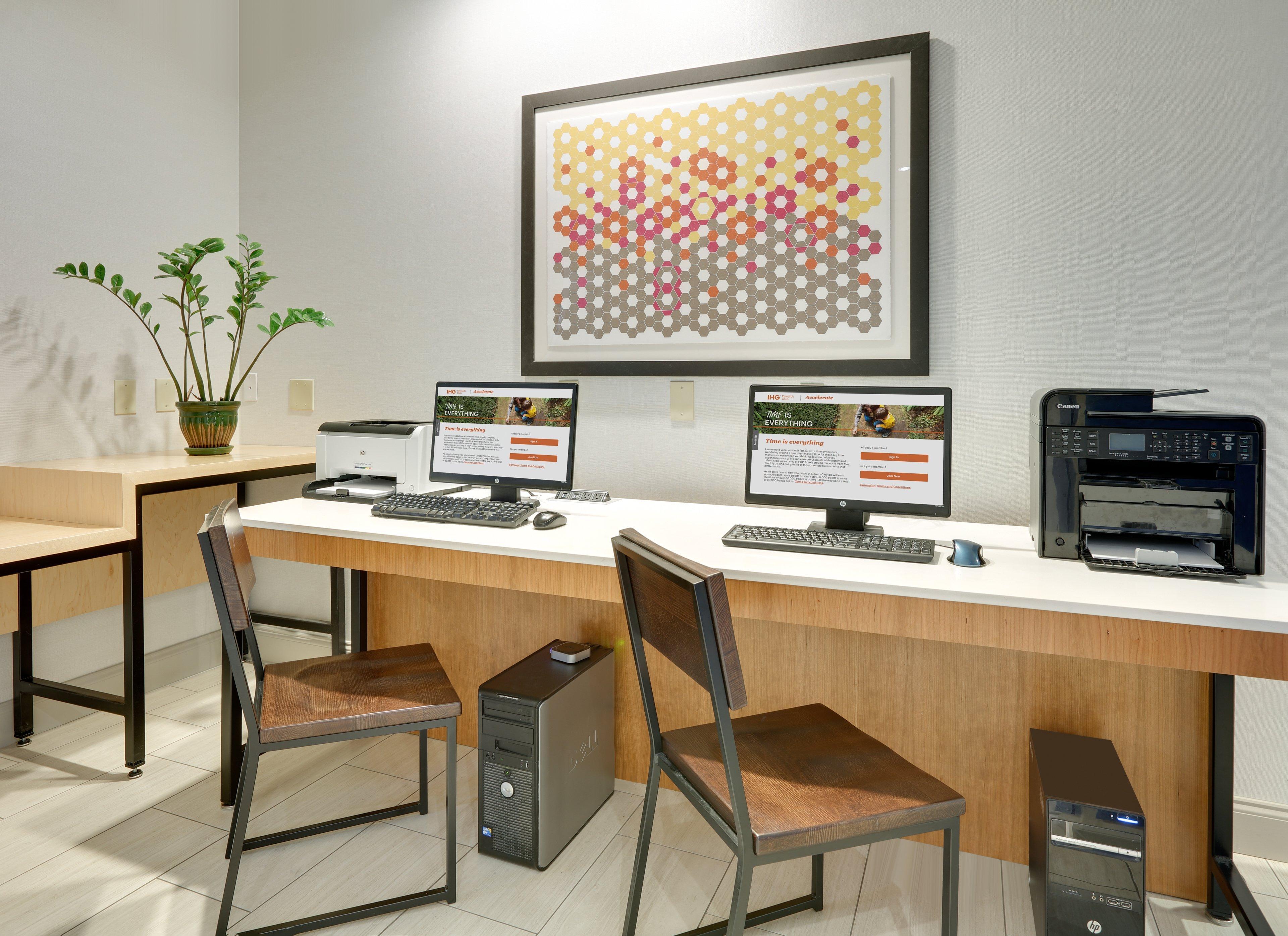 Holiday Inn Express Hotel & Suites Dublin By Ihg Buitenkant foto