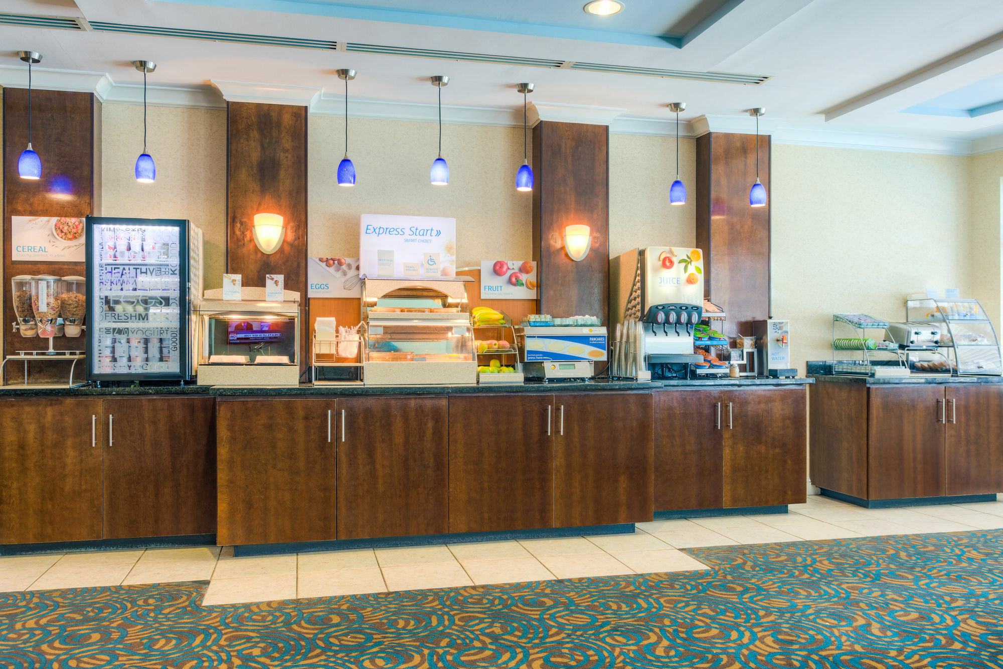 Holiday Inn Express Hotel & Suites Dublin By Ihg Buitenkant foto